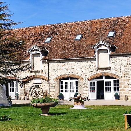 Bed and Breakfast Domaine De La Ferme De Mont Mormant Екстер'єр фото