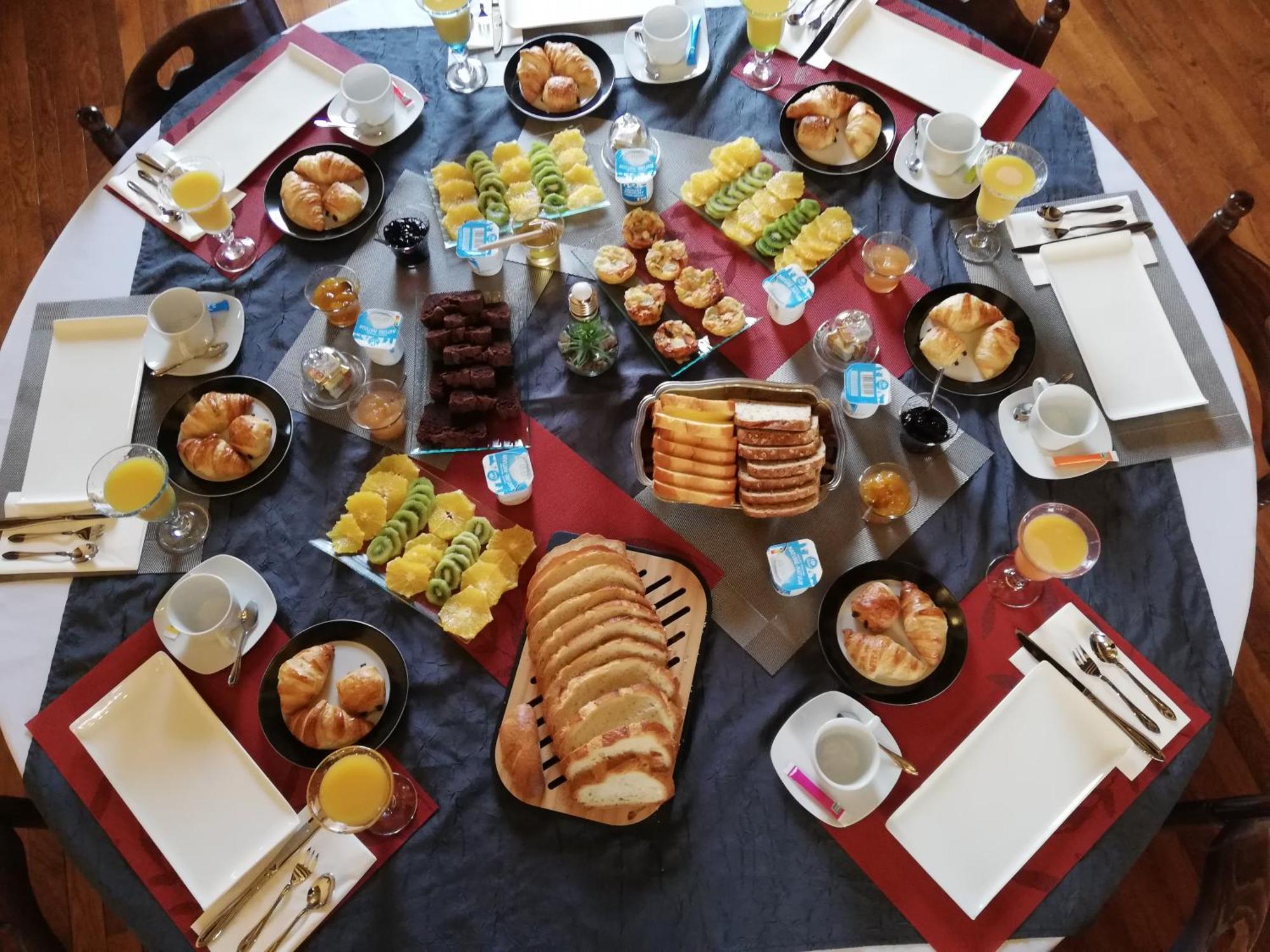 Bed and Breakfast Domaine De La Ferme De Mont Mormant Екстер'єр фото